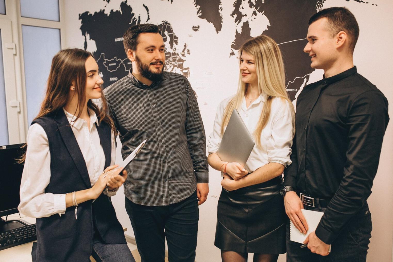 Pre-trade checklist and emotional state assessment